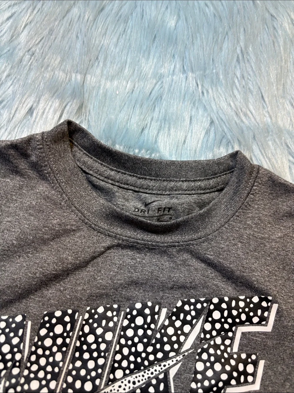 Nike Kids Charcoal Gray Logo Short Sleeve Tee sz 7
